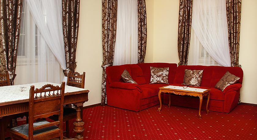 Przy Oslej Bramie Hotel Walbrzych Exterior photo